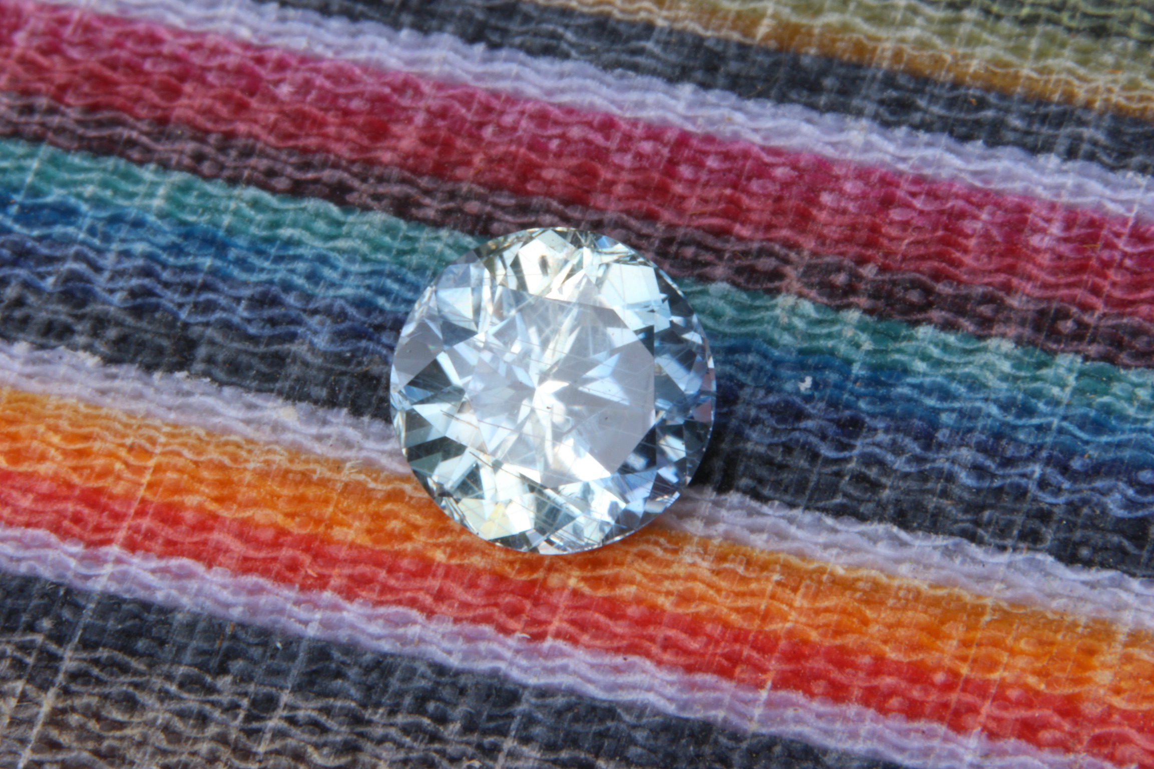 2.8ct White/Blue Parti Sapphire, Tanzania - Image 5